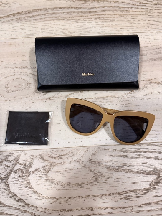 MaxMara Accessories - MaxMara Beige Cat-Eye Sunglasses with Dark Lenses